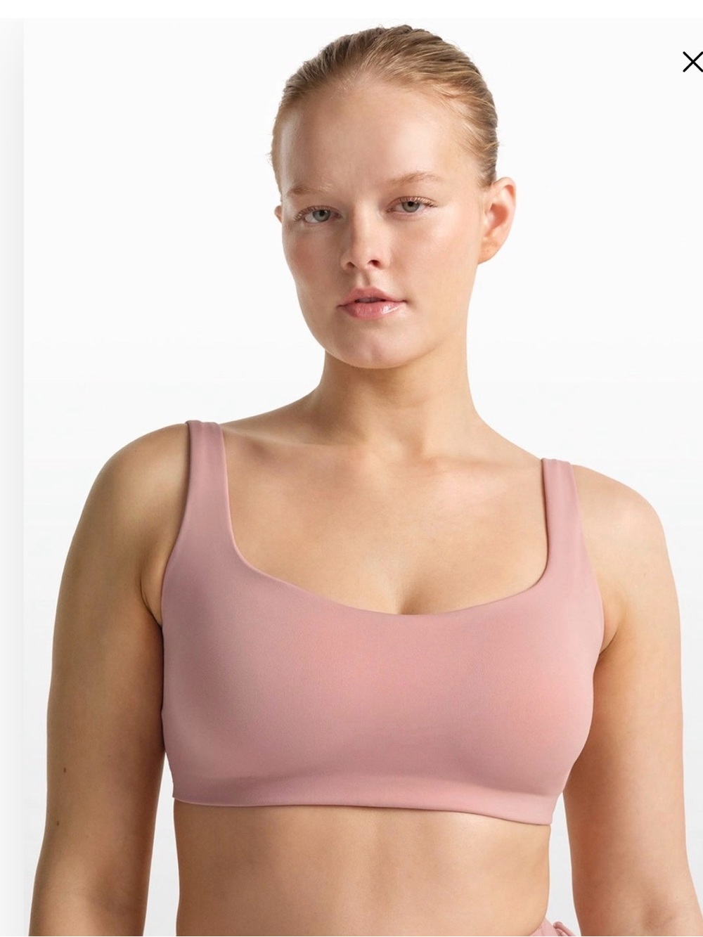 NikeSKIMS MATTE SCOOP NECK BRA | HIMALAYAN / L